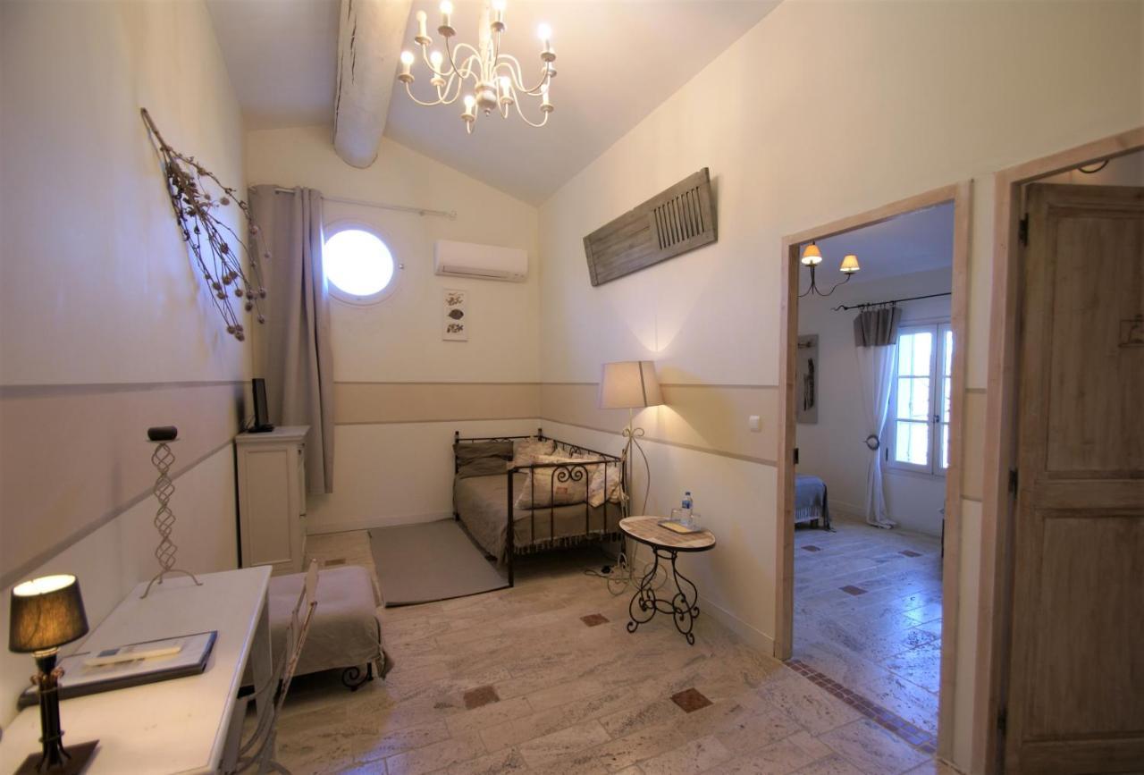 Cote Provence Hotel Le Thor Exterior foto