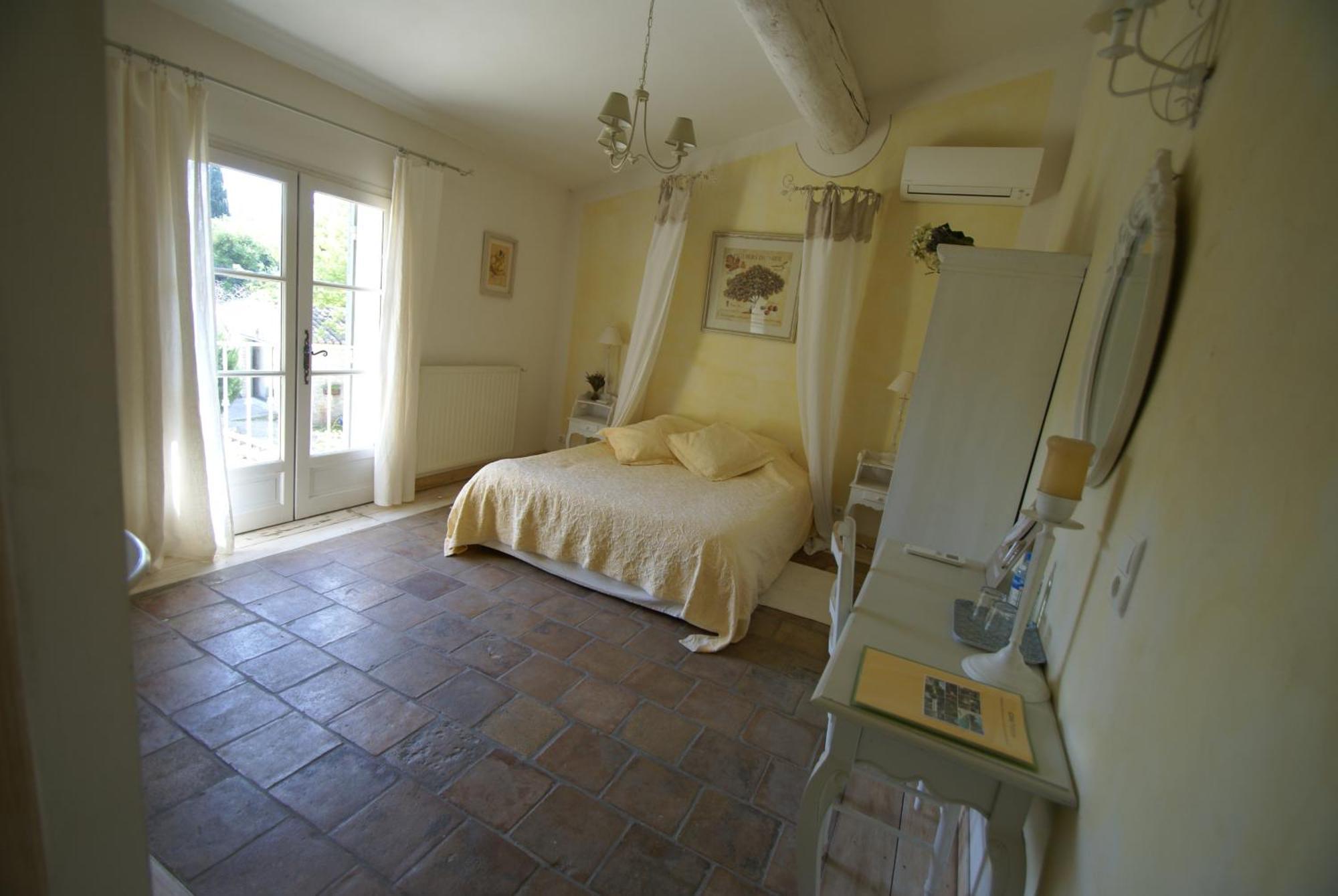 Cote Provence Hotel Le Thor Exterior foto