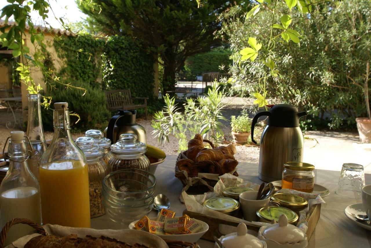 Cote Provence Hotel Le Thor Exterior foto